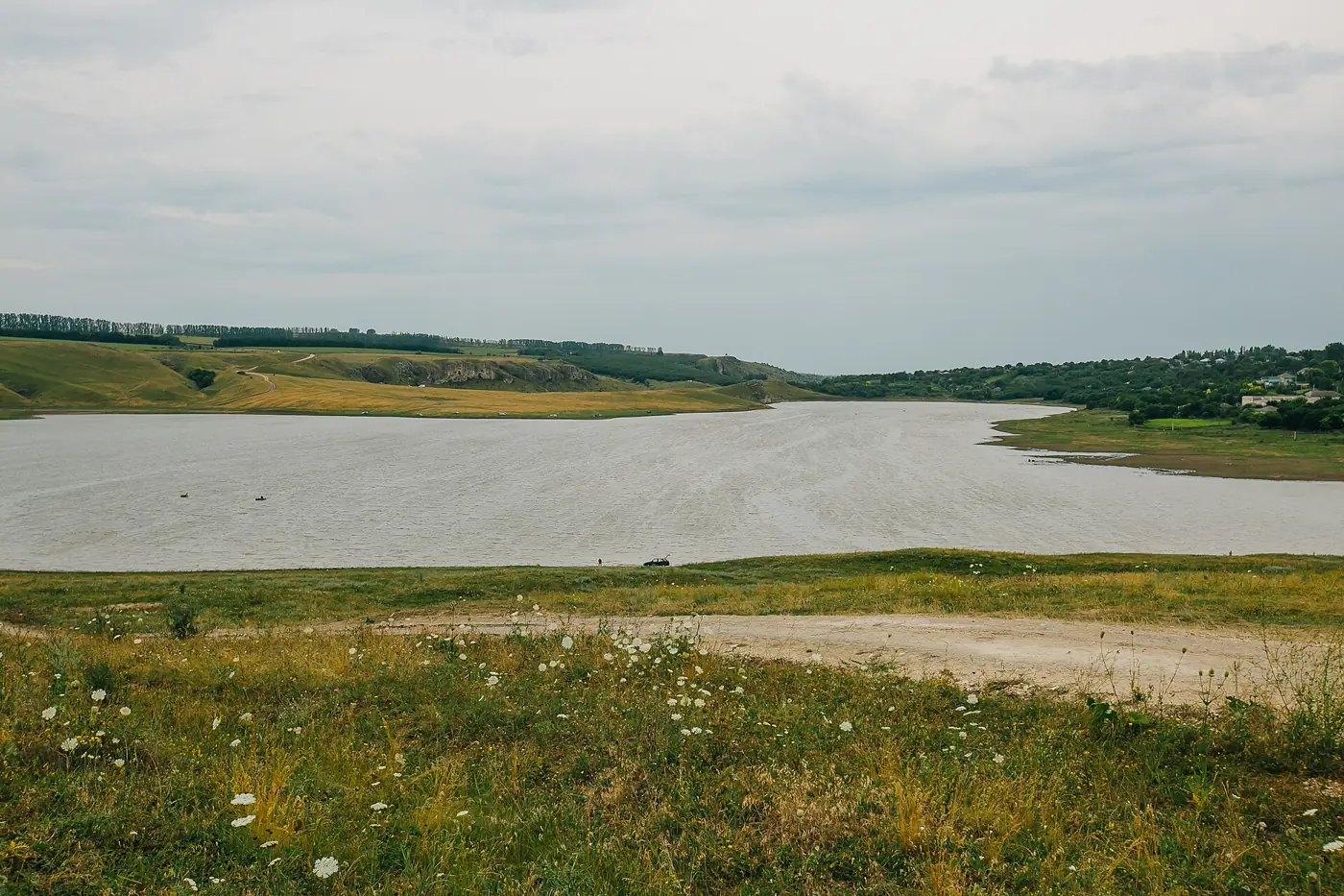 The wide valley at the entrance to the Varatic Gorge area